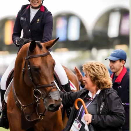 56_hs-sportpferde-pferd-reiter-portrait-04